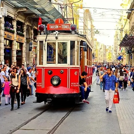 Apartamento Taksim Roya -center Of The *