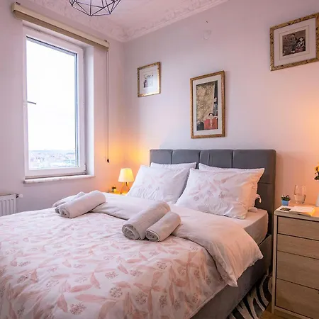 Apartamento Taksim Roya -center Of The *