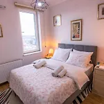 Apartment Taksim Roya -center Of The