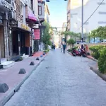 Taksim Roya -center Of The Apartment
