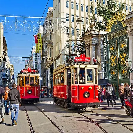 Taksim Roya -center Of The * Isztambul