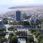 Taksim Roya -center Of The Daire *